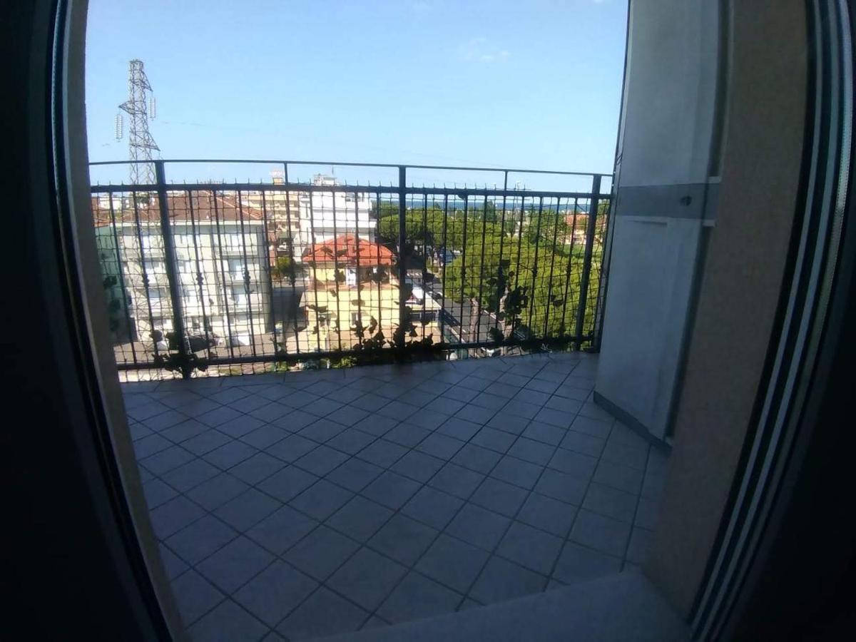 Appartamento vista mare Misano Adriatico Esterno foto