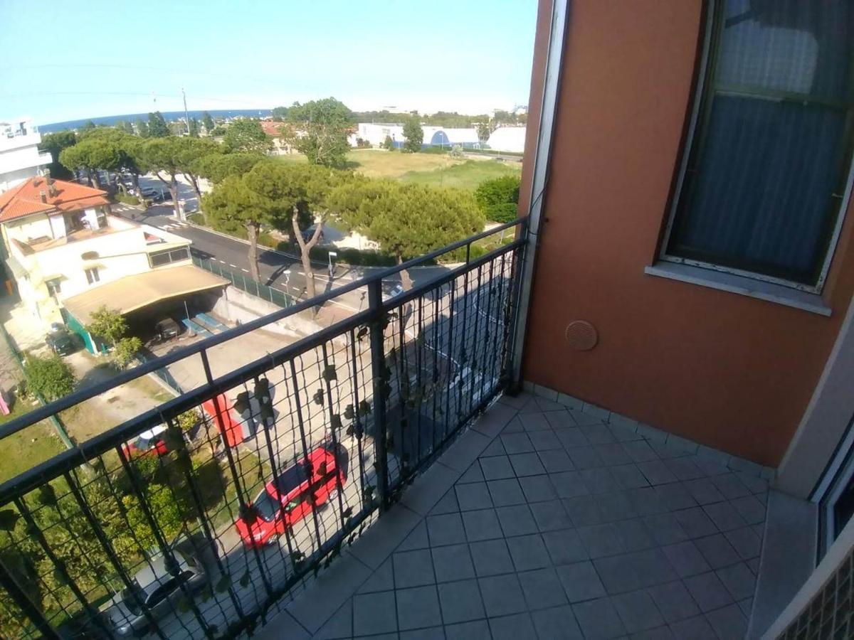 Appartamento vista mare Misano Adriatico Esterno foto
