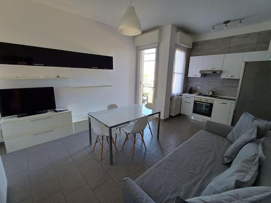 Appartamento vista mare Misano Adriatico Esterno foto